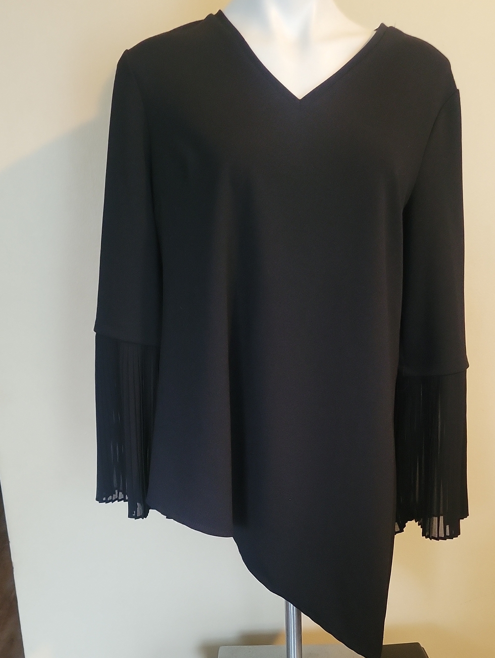 Women’s Black V-Neck Asymmetric Dress with Pleated Sleeve Detail